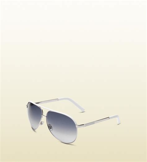 medium aviator sunglasses with gucci logo on temple